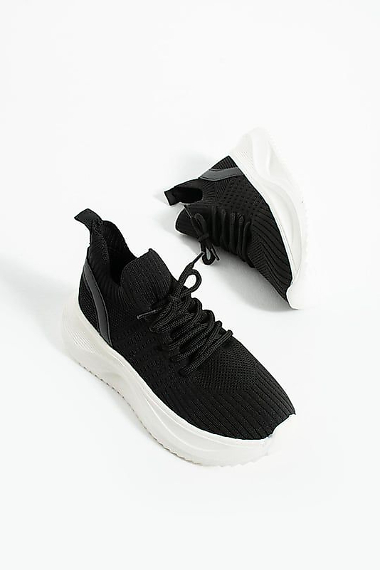 Yazlık spor ayakkabı